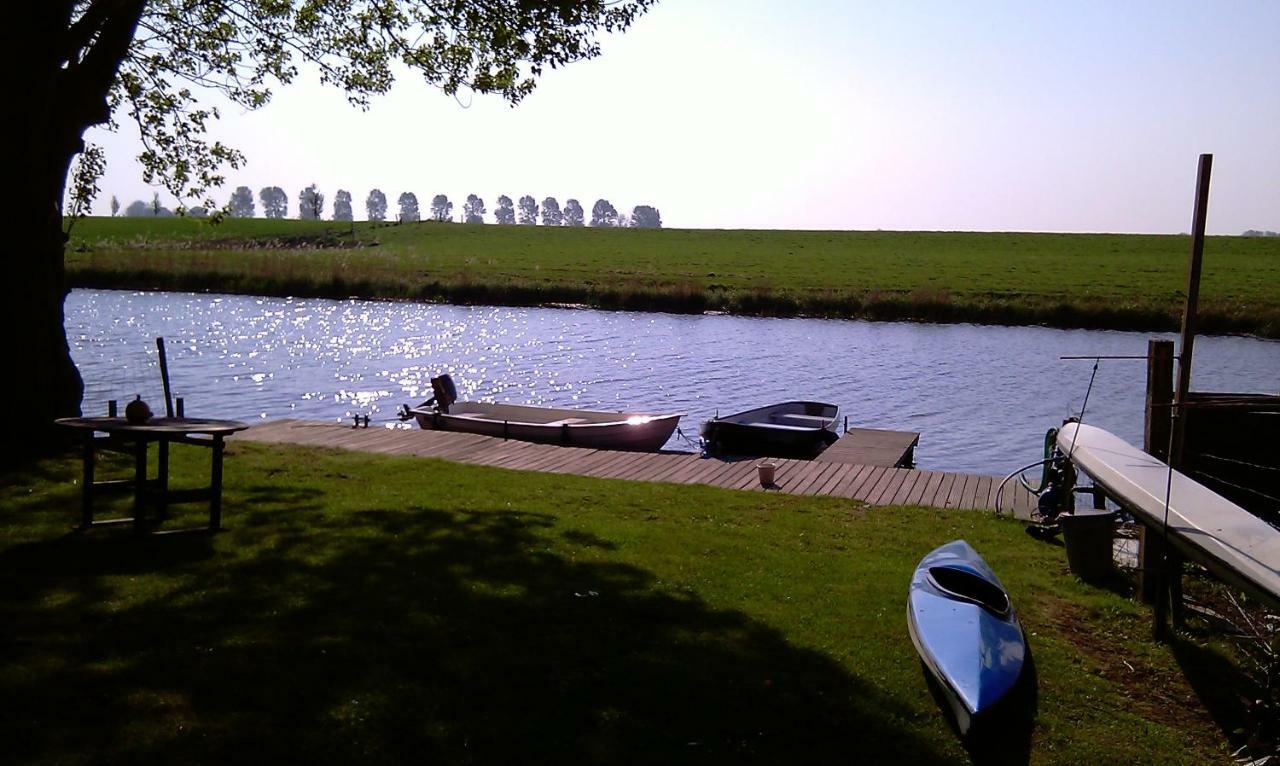 Bed En Breakfast Uitrust Lauwerzijl Zewnętrze zdjęcie